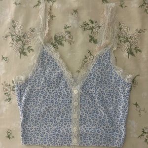 Pacsun leopard print laced crop top!